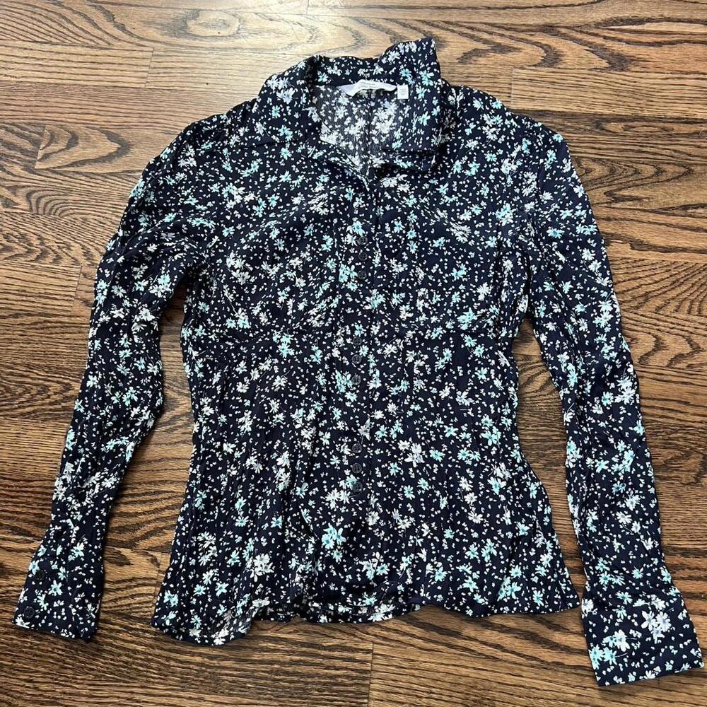 Navy blue white floral pattern & Other Stories blouse flowers ruffled sleeve